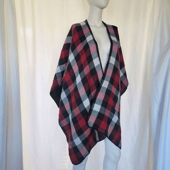 Woolrich womens reversible poncho plaid red and plain black one size - Picture 5 of 10